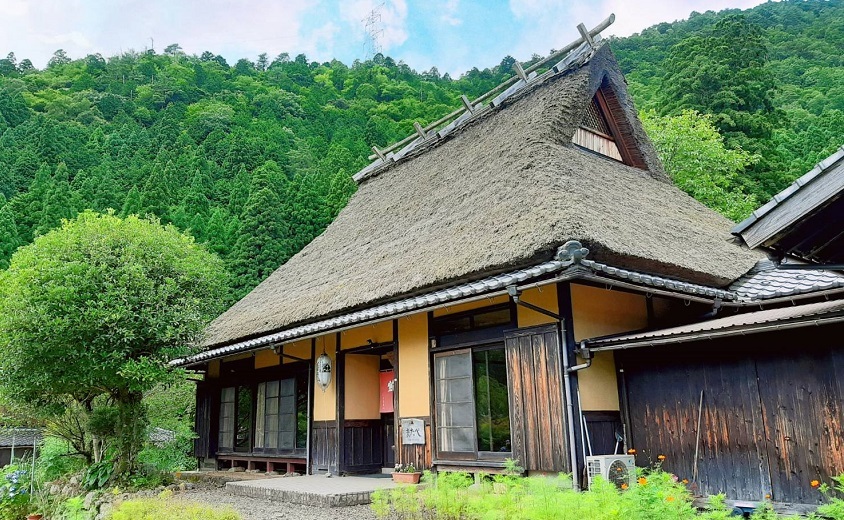 Wisata Desa Rumah Jerami Miyama Kyoto
